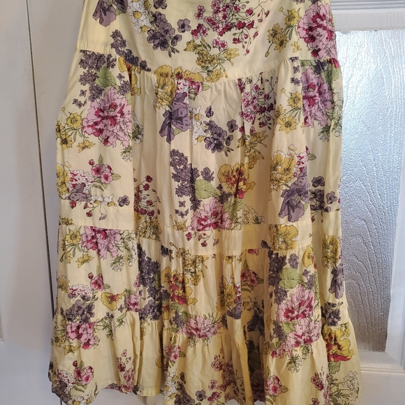 H&M Floral Skirt S 8 - Picture 2 of 9